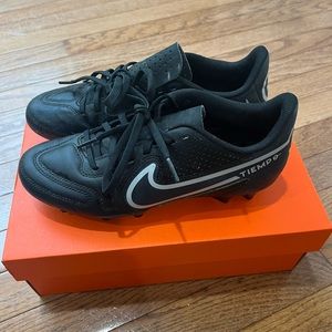 Nike Cleats size 6 womens